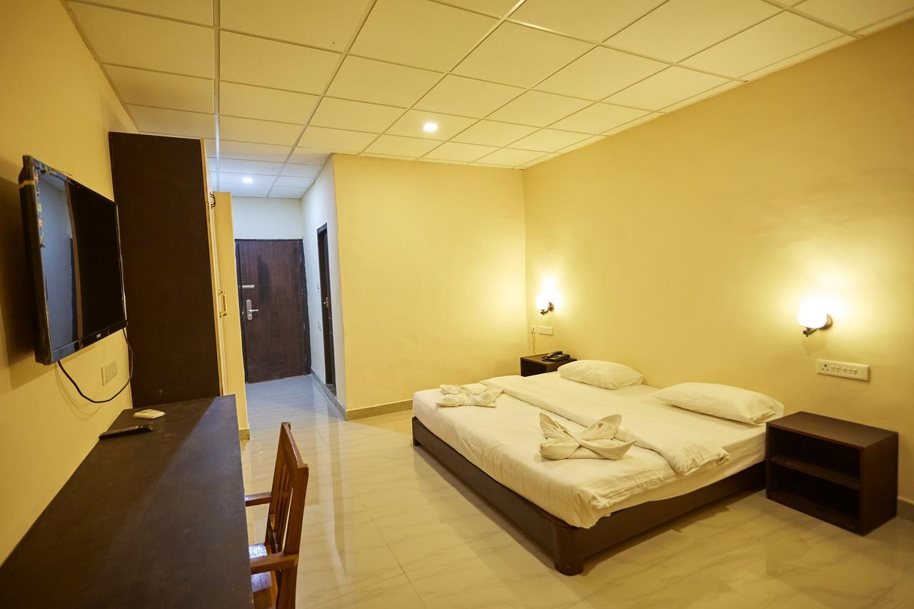Joe Beach Resort Mahabalipuram Exterior photo