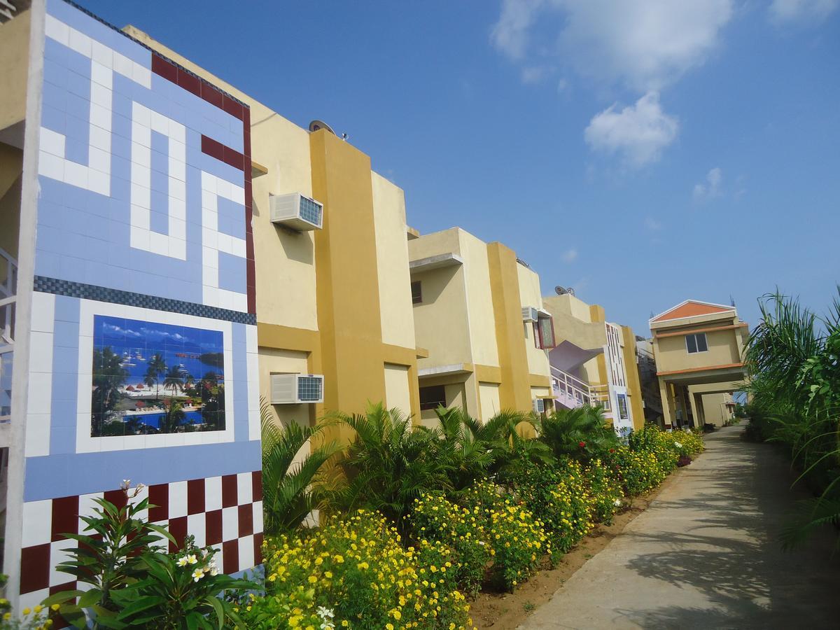 Joe Beach Resort Mahabalipuram Exterior photo